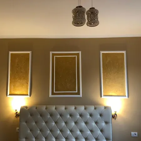 Guesthouse London Тирана